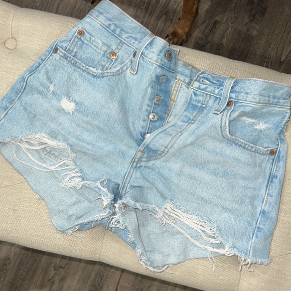 Levi 501 shorts - size 27 - Picture 4 of 5